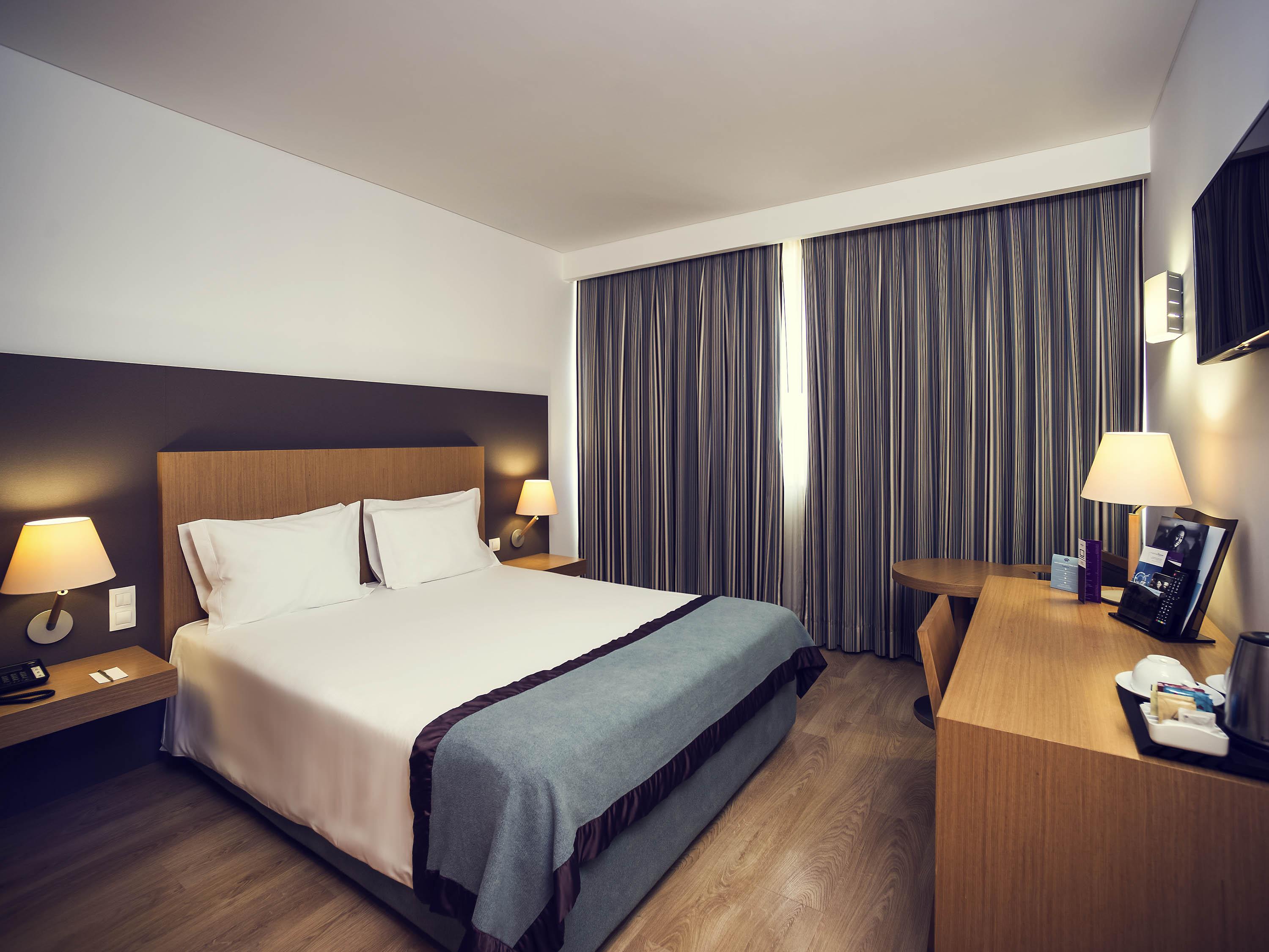 Mercure Lisboa 4*